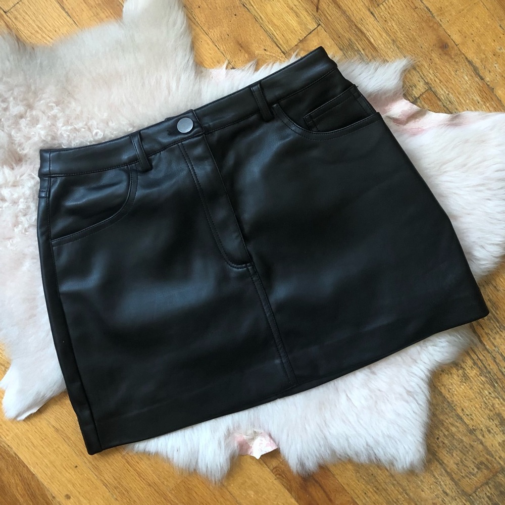 APPARIS Vegan Mini Skirt (NWOT)